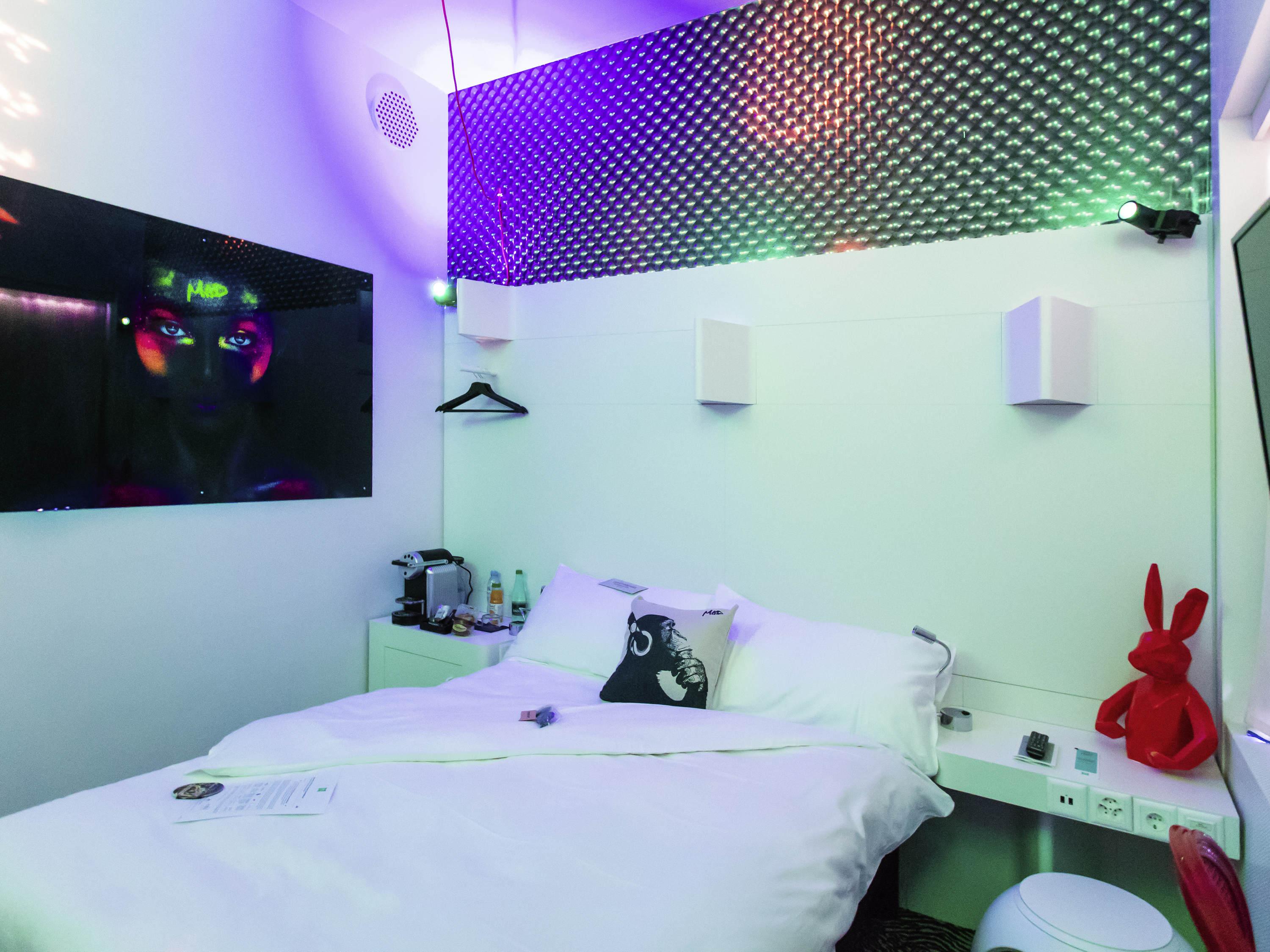 Ibis Styles Lausanne Center Madhouse מראה חיצוני תמונה