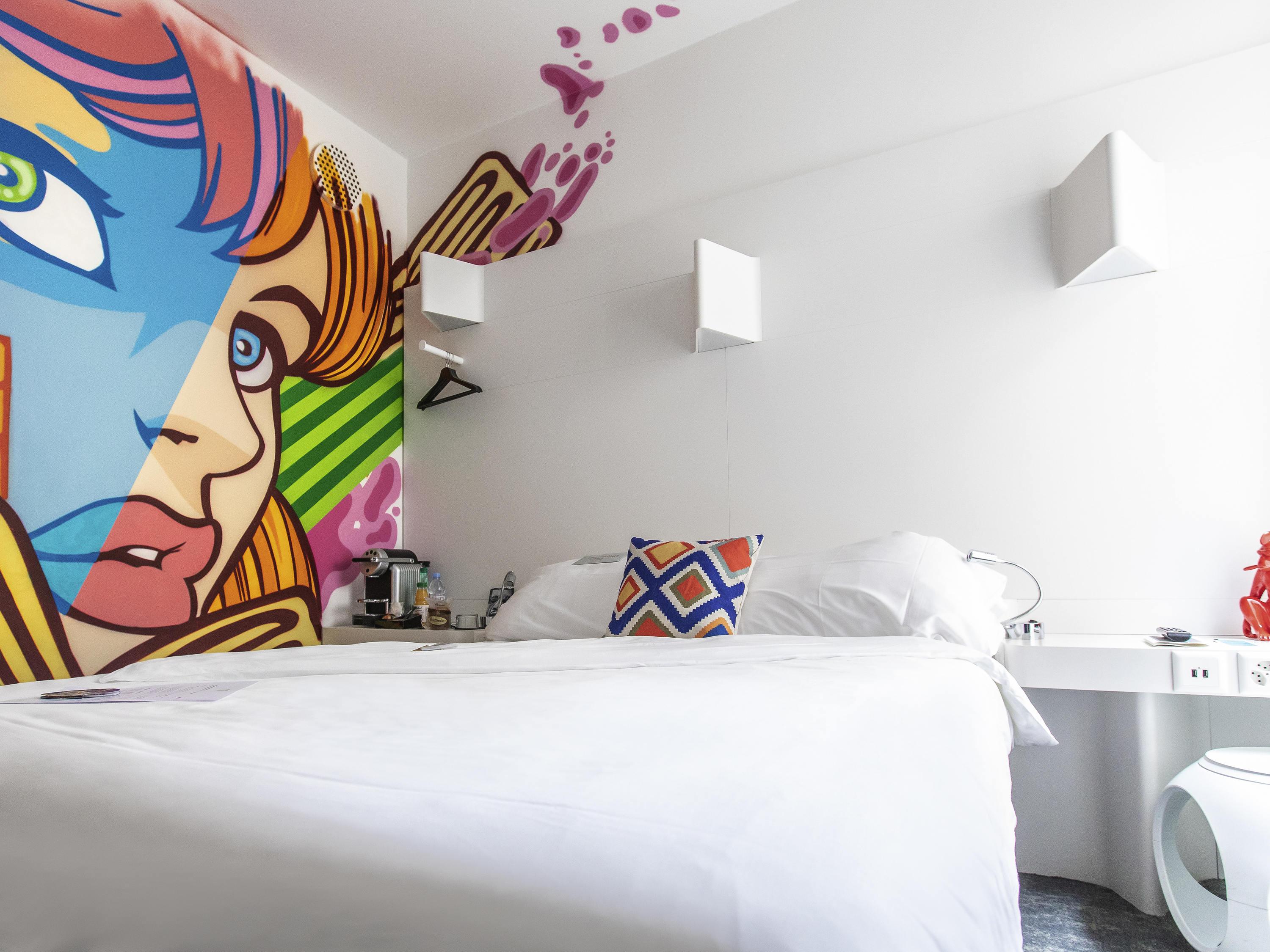 Ibis Styles Lausanne Center Madhouse מראה חיצוני תמונה