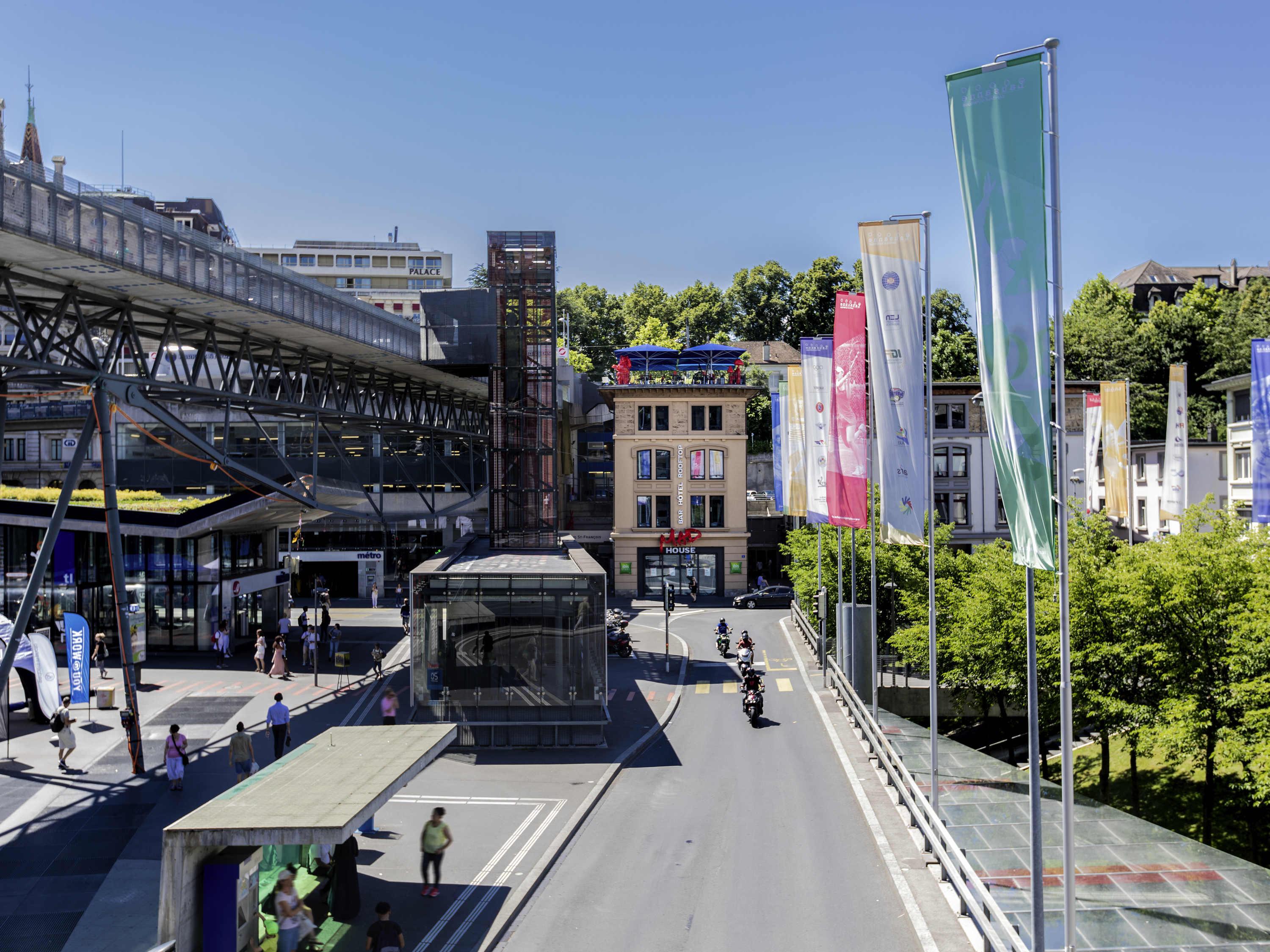 Ibis Styles Lausanne Center Madhouse מראה חיצוני תמונה