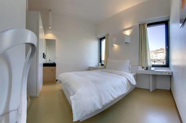 Ibis Styles Lausanne Center Madhouse מראה חיצוני תמונה